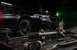 основні причини чому кермо смикається